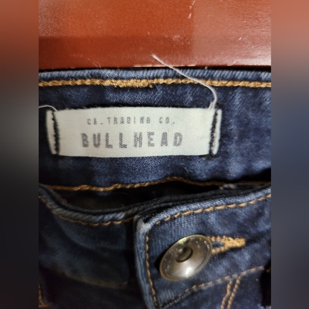 Bullhead Slim Boot Jeans – Size 3R (Juniors) - Picture 5 of 7